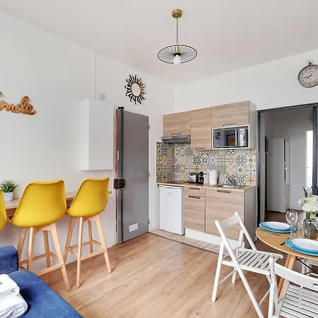 Cozy To Montparnasse *